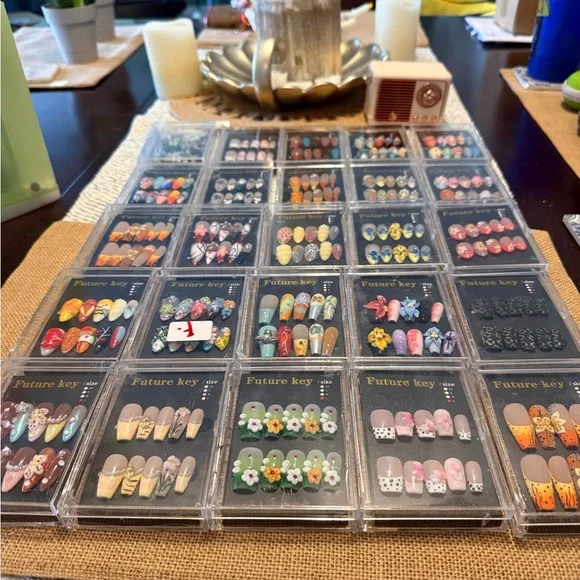 Colorful Nail Art Set with Floral and Geometric Patterns - Picture 1 of 5